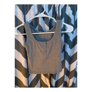 women’s cropped tank top